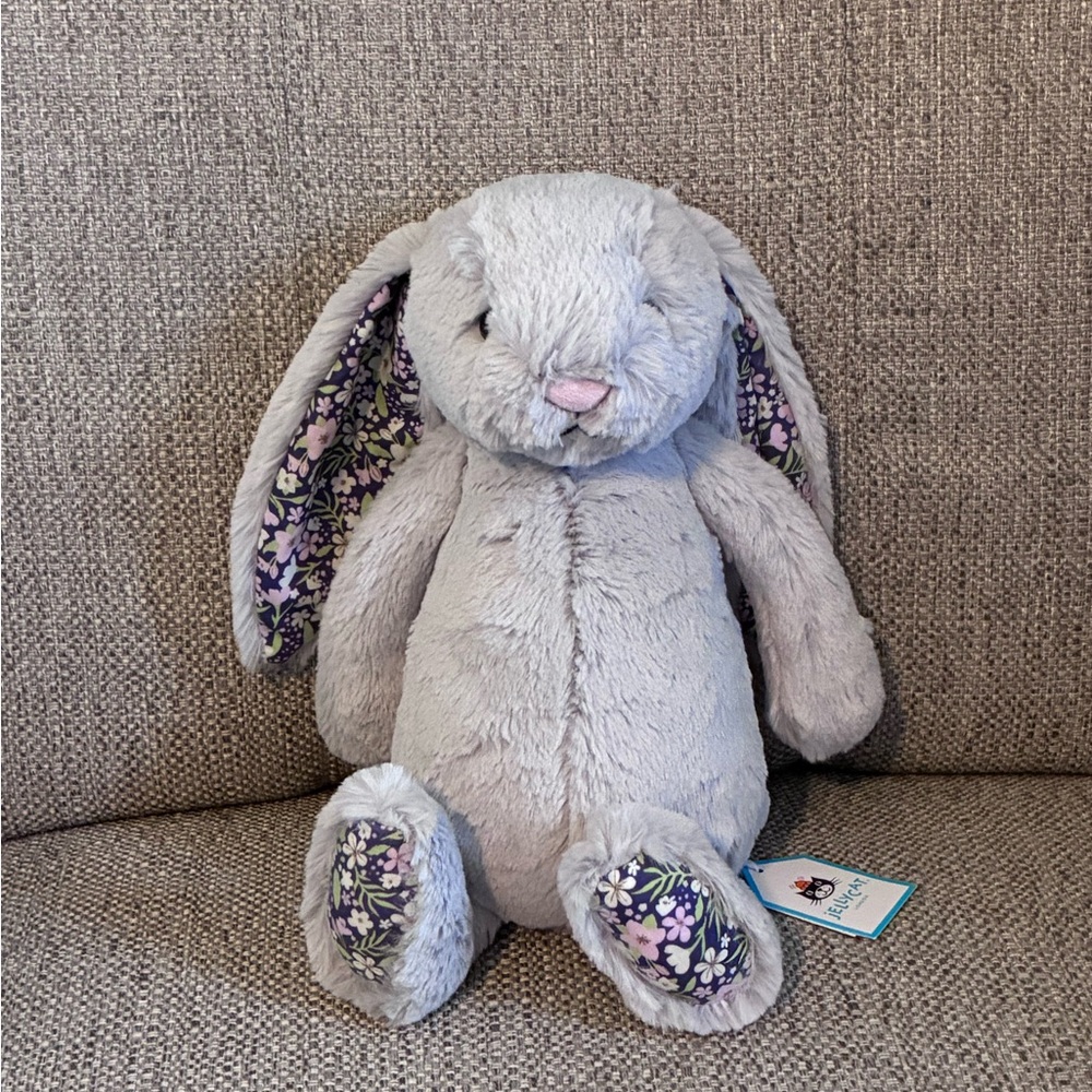 Jellycat ‘Bloom’ Bunny NWT